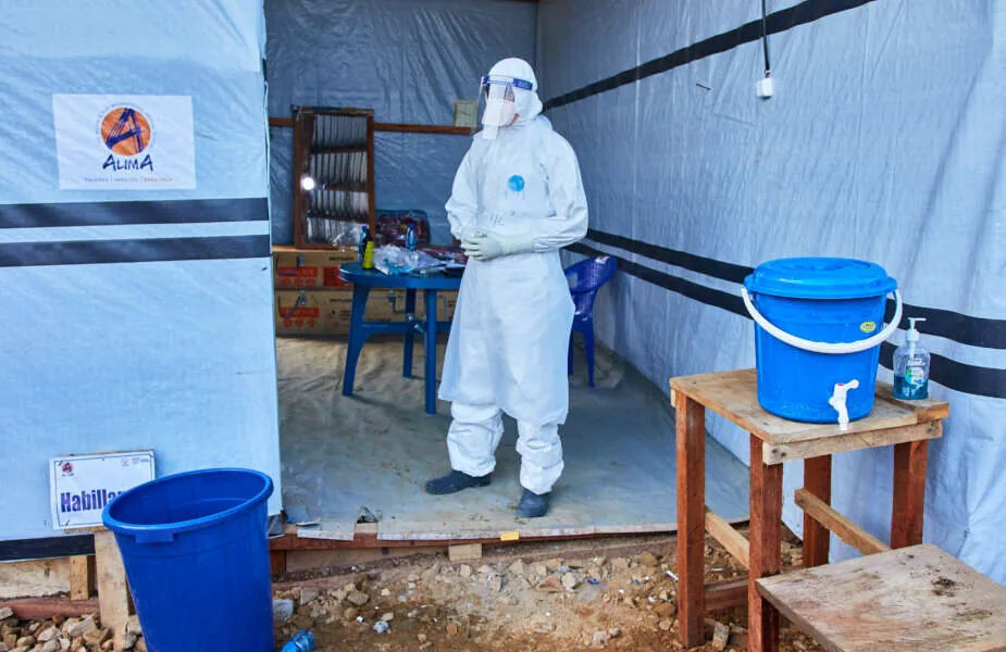 Ny Ebola-vaksine testes på britiske frivillige