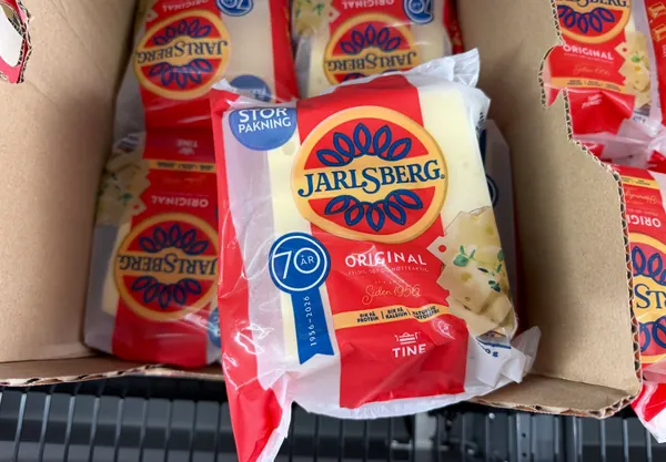 Norsk studie: Jarlsberg-ost kan styrke skjelettet
