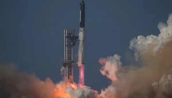 SpaceX Starship-rakett fullfører vellykket testflyging til havet