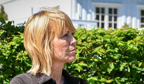 TBE-virus etter flåttbitt: Anita Granum-Endresen forteller om kollaps